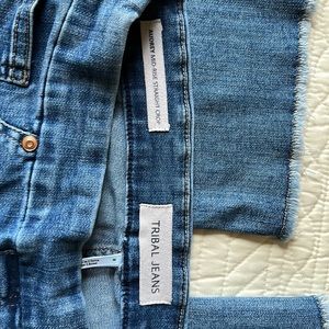 Tribal pull on denim ankle jeans. Size 8.